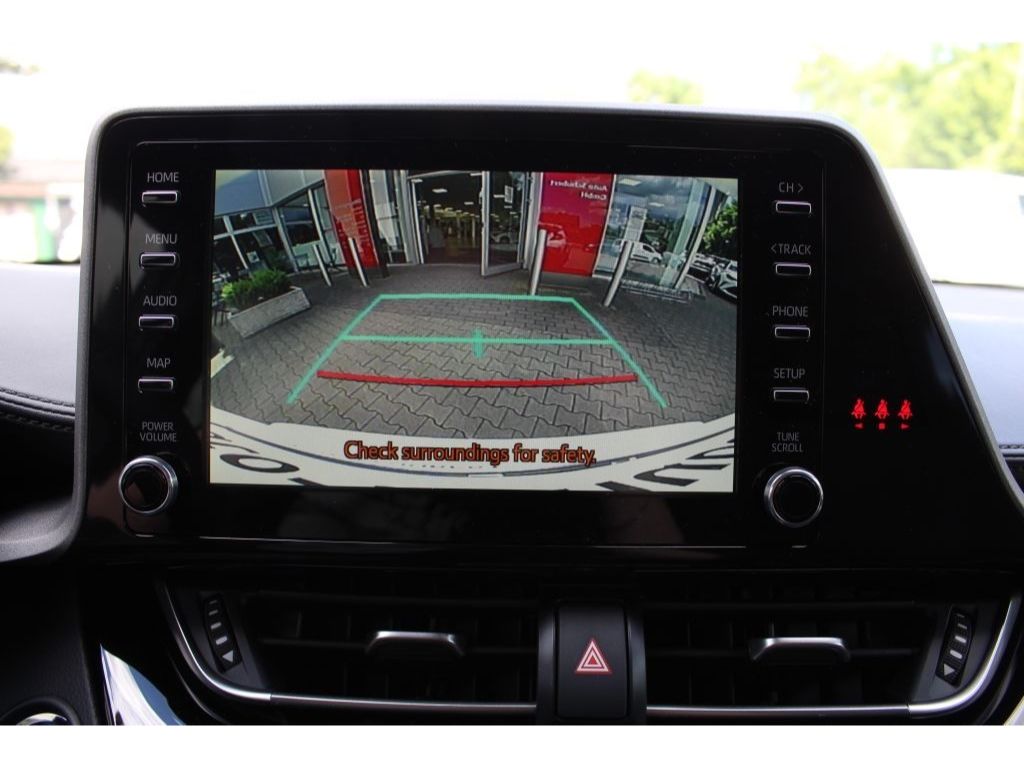 Toyota C-HR Hybrid Flow 1.8 Hybrid - Samsaru's Car Outlet