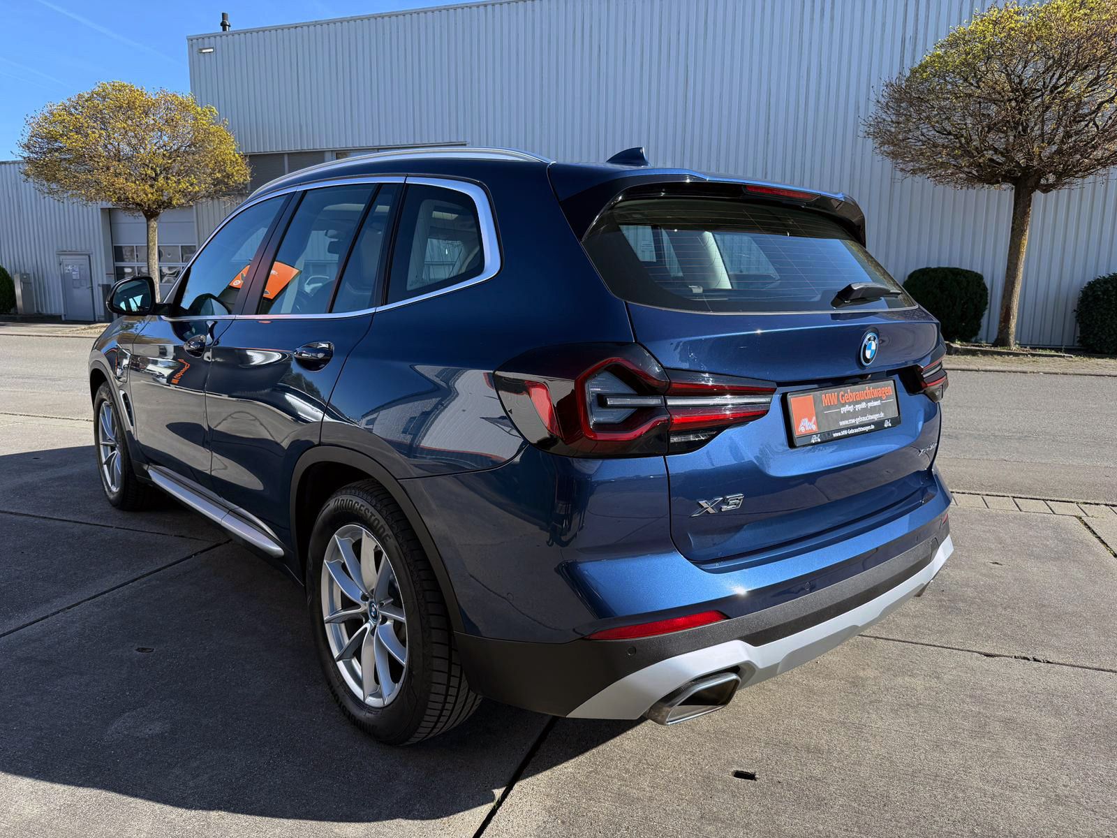 BMW X3 xDrive30e Steptr. LED ACC 360° HUD PANO AHK