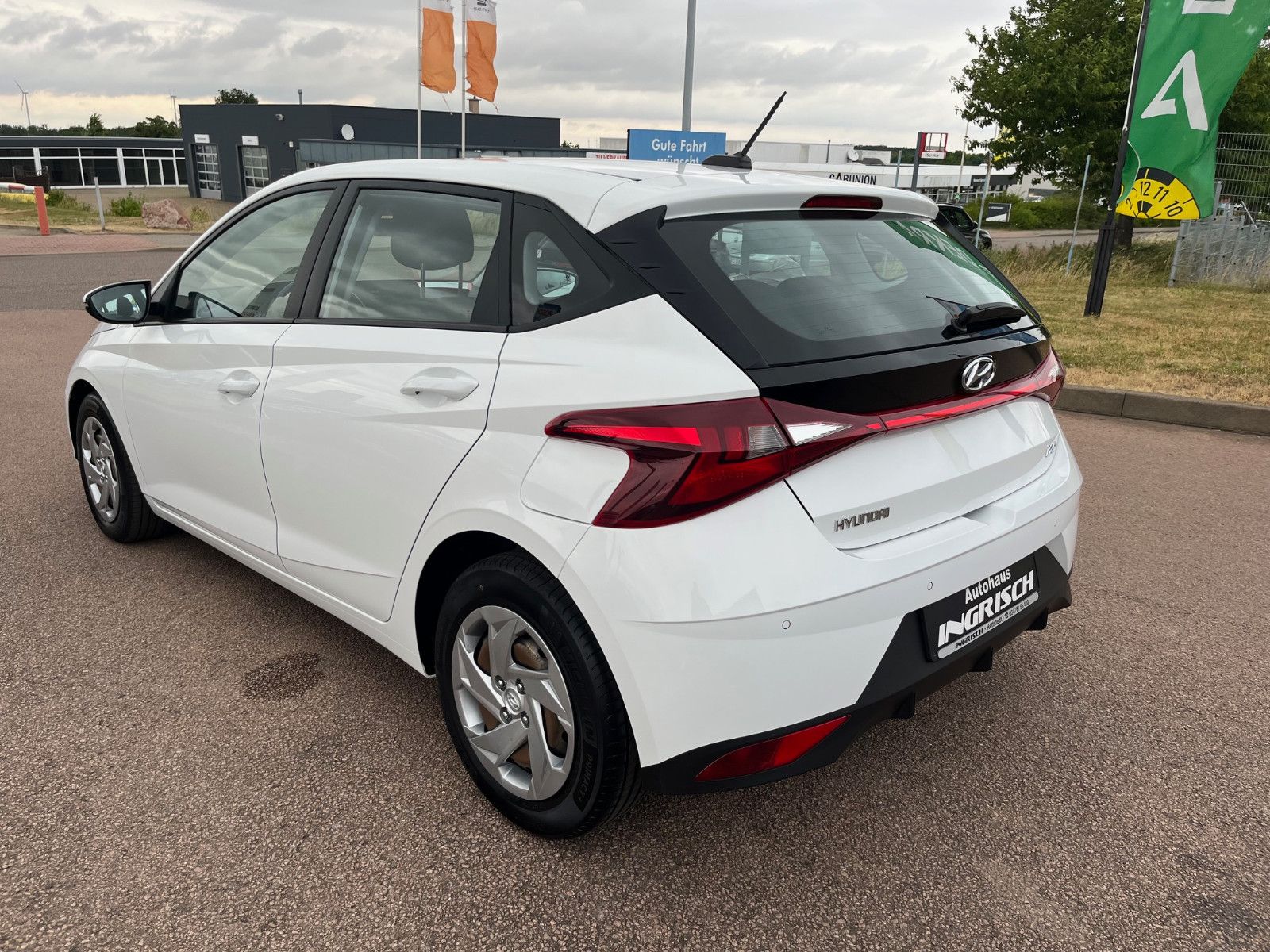 Hyundai i20 - Samsaru's Car Outlet