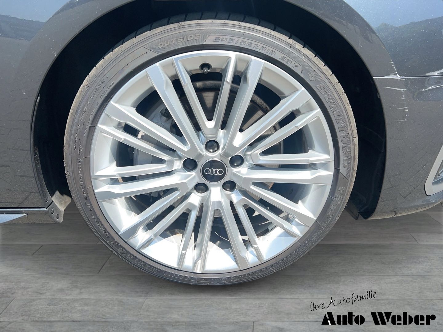 Audi A4 Avant 45TFSI S-Line Quattro - Samsaru's Car Outlet