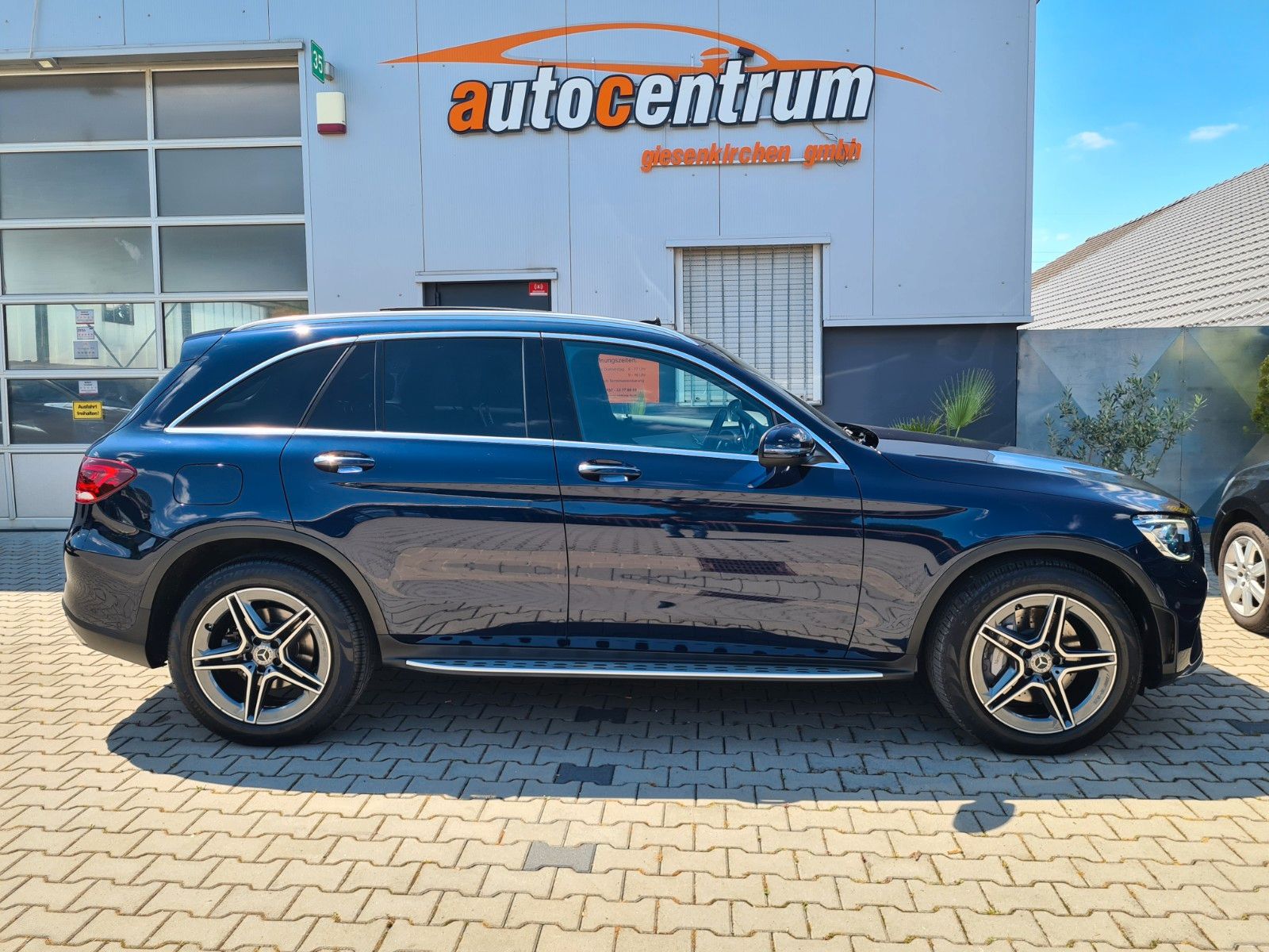 Mercedes-Benz GLC 300 4M AMG - Samsaru's Car Outlet