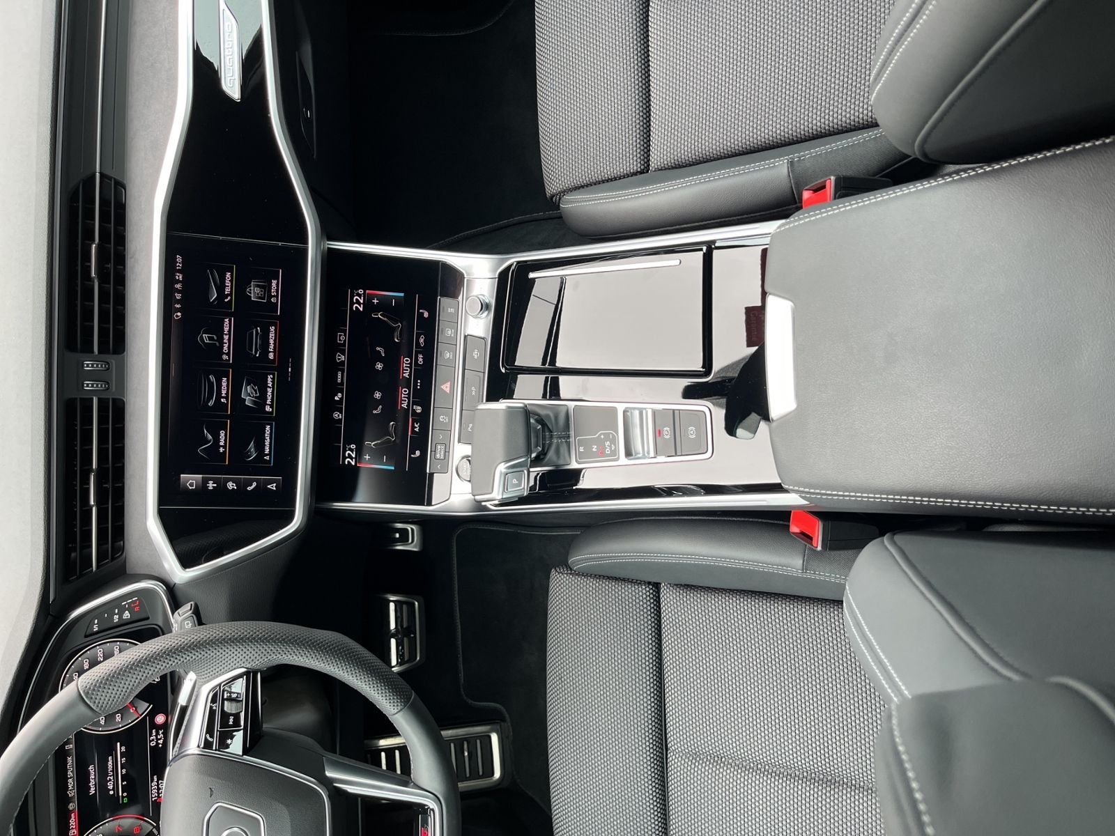 Audi A6 Avant 45 TFSI QUATTRO S-LINE+B&O+MATRIX+STAND