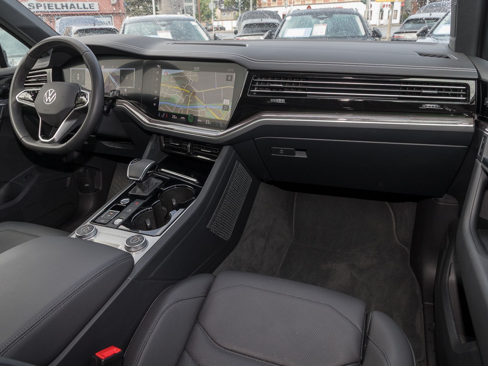 Volkswagen Touareg 3.0 TDI 4M ELEGANCE - Samsaru's Car Outlet