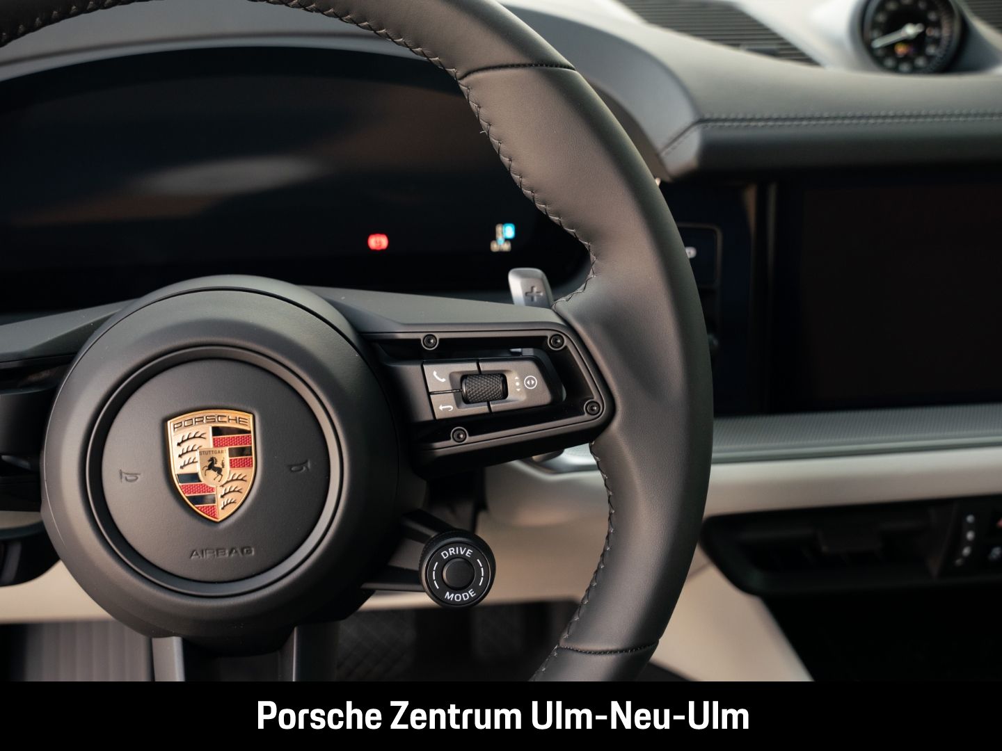 Porsche Cayenne E-Hybrid InnoDrive Head-Up Sitzbelüftung