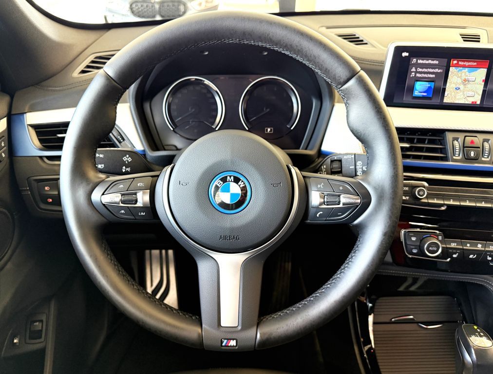 BMW X1 xDr.25e M SPORT - Samsaru's Car Outlet