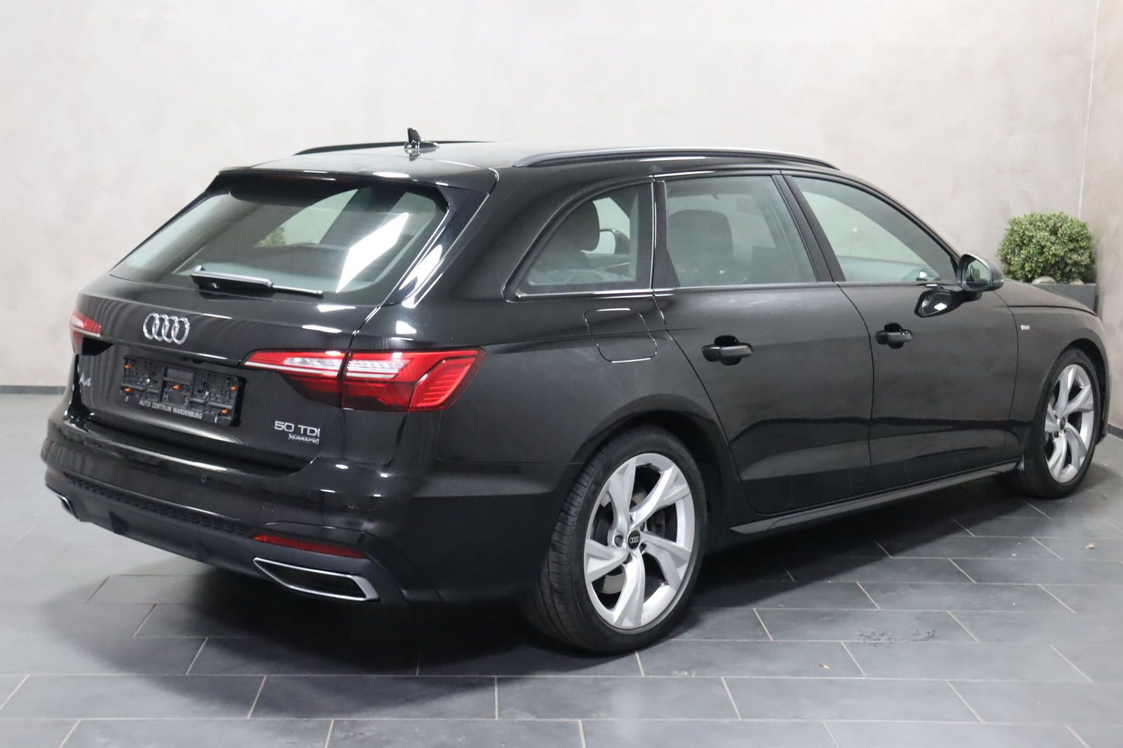 Audi A4 Avant 50 TDI Aut. Quattro S Line - Samsaru's Car Outlet