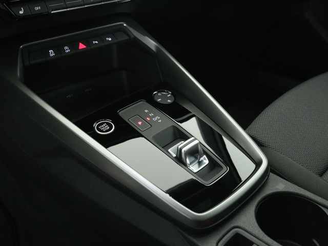 Audi A3 Sportback advanced 35 TFSI Advanced AHK,