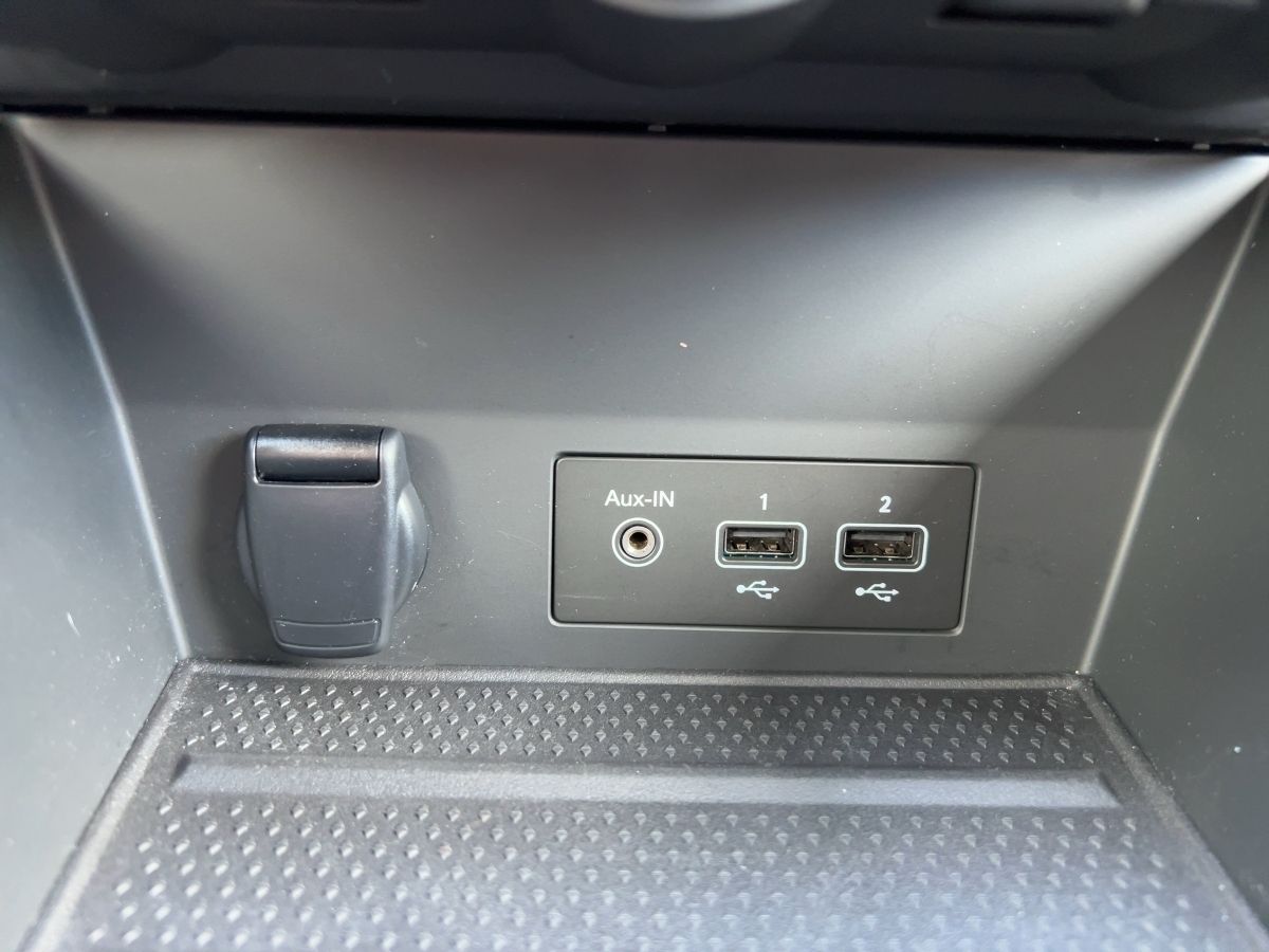 Renault Captur EDITION ONE E-TECH Plug-In HYBRID - Samsaru's Car Outlet