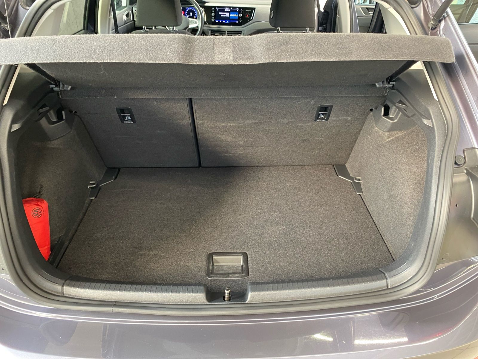Volkswagen Polo VI Style 1.0 TSI - Samsaru's Car Outlet