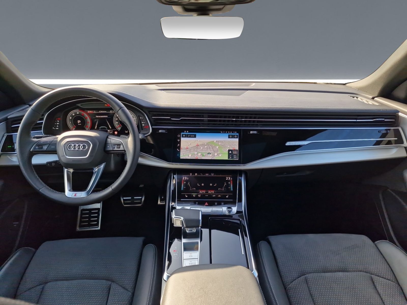 Audi Q8 55 TFSI qu S line MATRIX PANO Luft AHK B&O