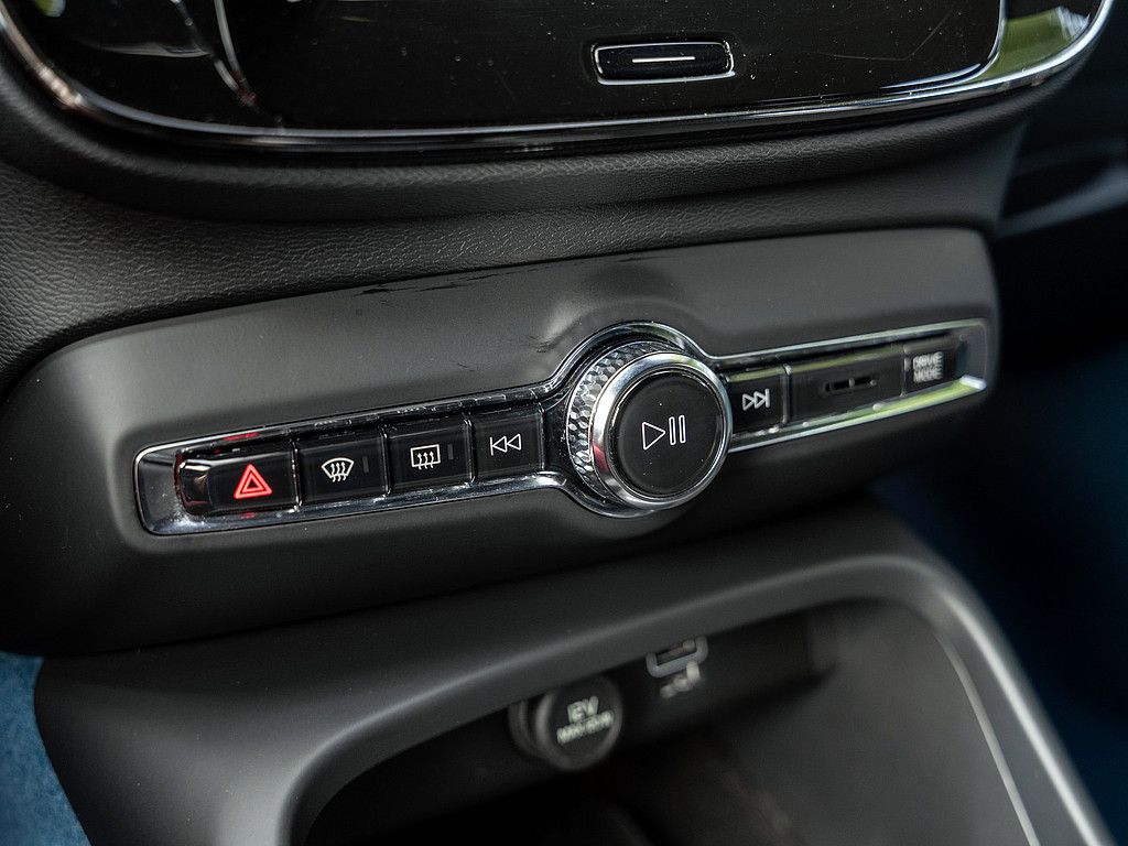 Volvo XC40 T4 Recharge Core AHK ACC