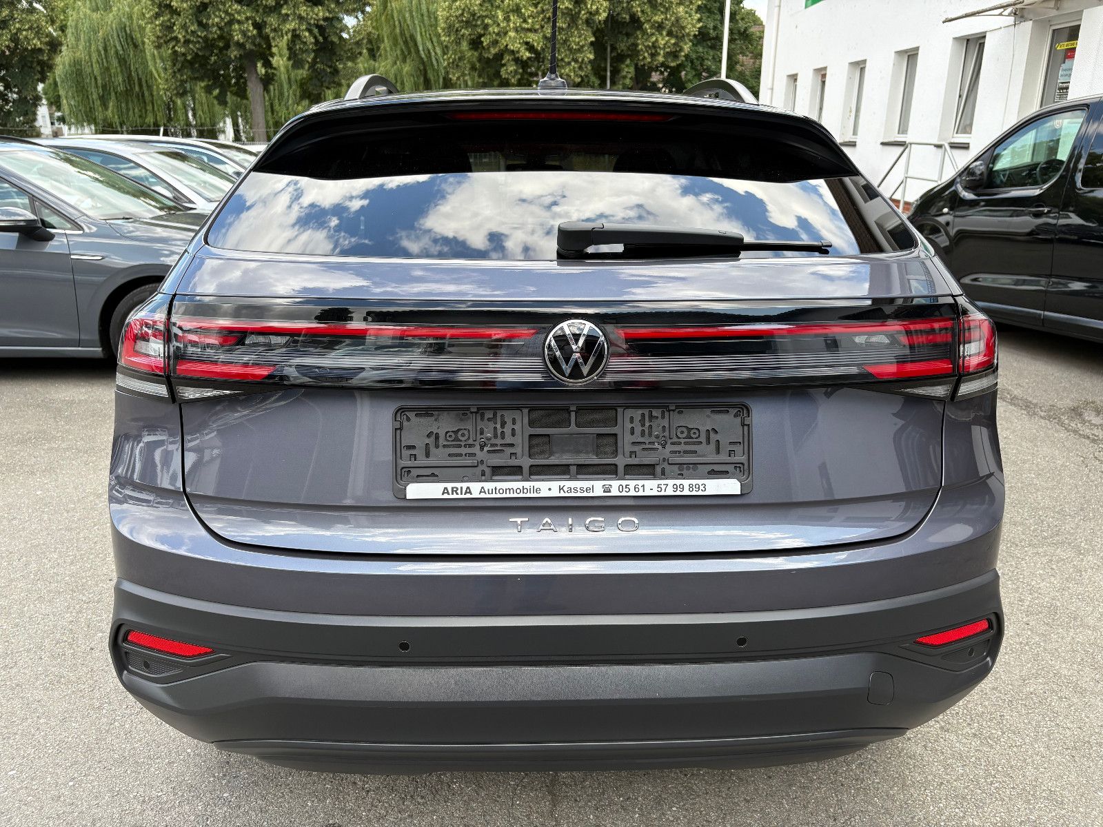 Volkswagen Taigo 1.0 TSI DSG IQ DRIVE Life - Samsaru's Car Outlet