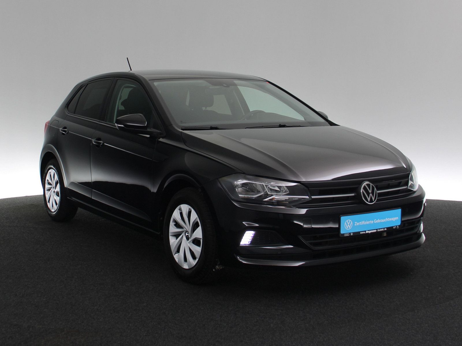 Volkswagen Polo 1.0 TSI Comfortline - Samsaru's Car Outlet