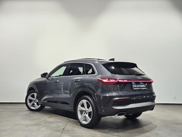 Audi Q5 TFSI S Line Pano Beifahrerdis.AHK 360'' 20 Zo