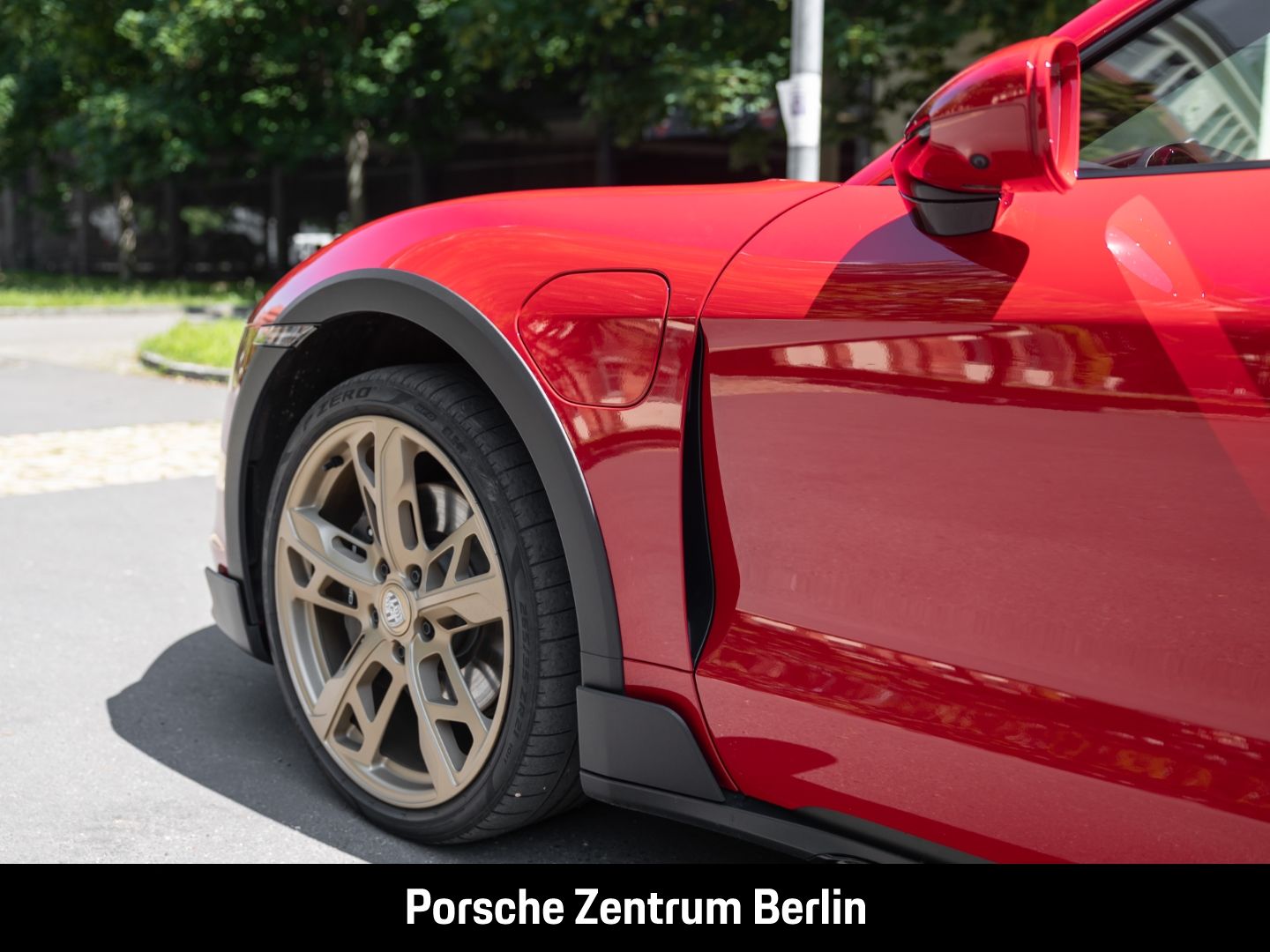 Porsche Taycan 4 Cross Turismo Panoramadach InnoDrive