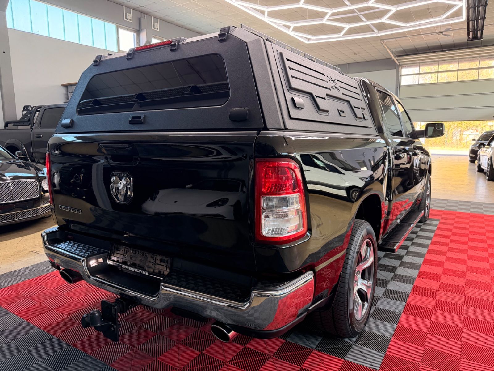 Dodge RAM 1500 3.0 EcoDiesel Bighorn Kamera Hardtop