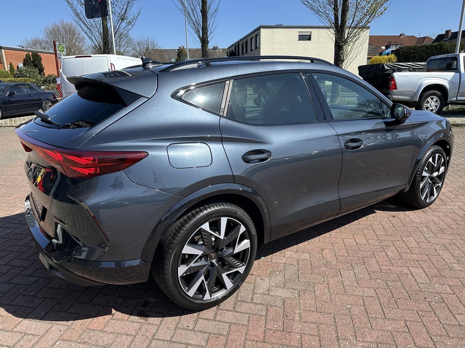Cupra Formentor VZ 2.0 TSI 245 kW 4Drive - Samsaru's Car Outlet