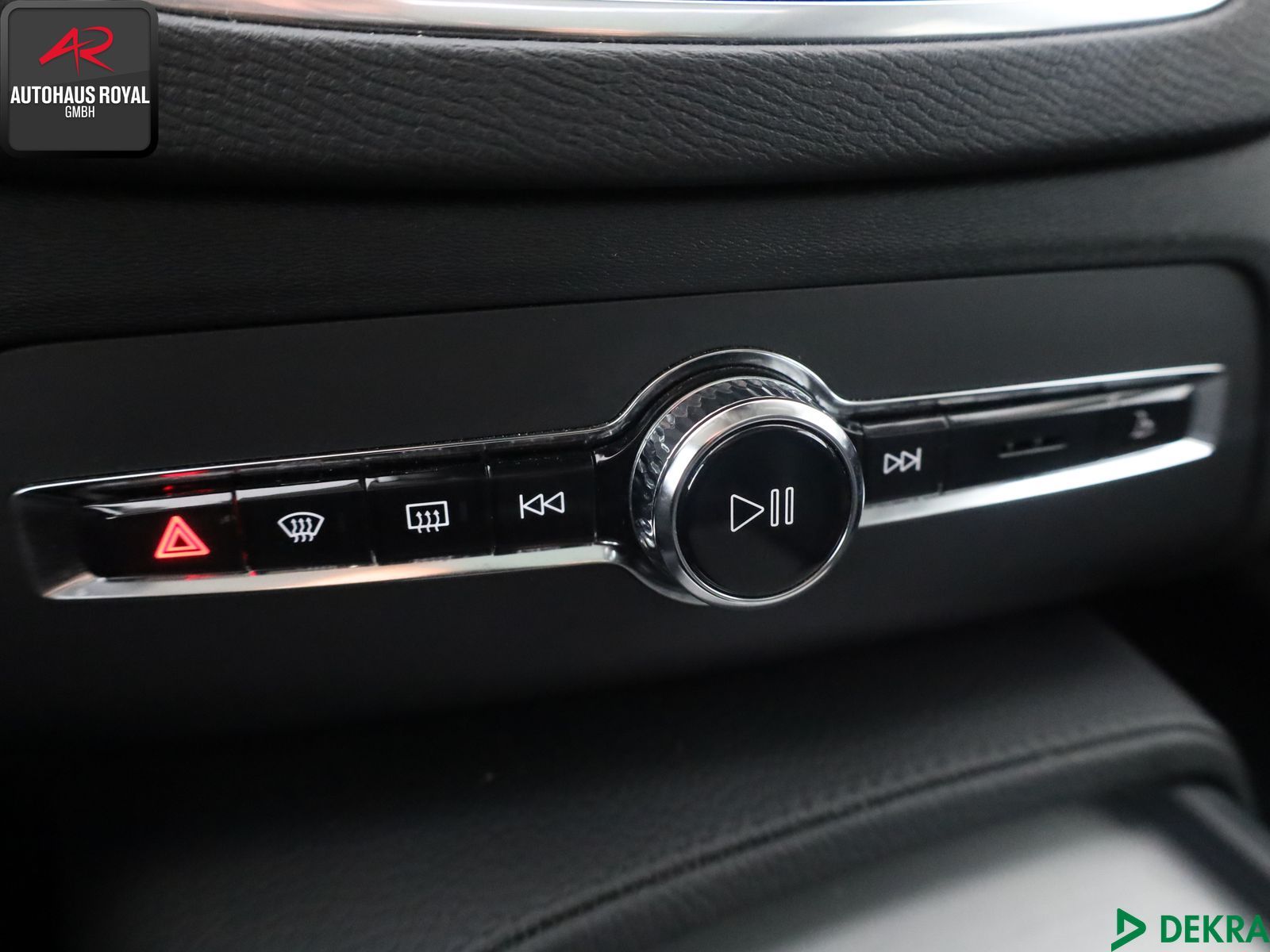Volvo XC 90 AWD T8 RECHARGE R DESIGN 7 SITZE,STANDHEIZ