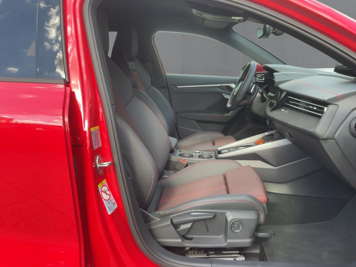 Audi A3 Sportback 35 TFSI S-TR ADVANCED - Samsaru's Car Outlet