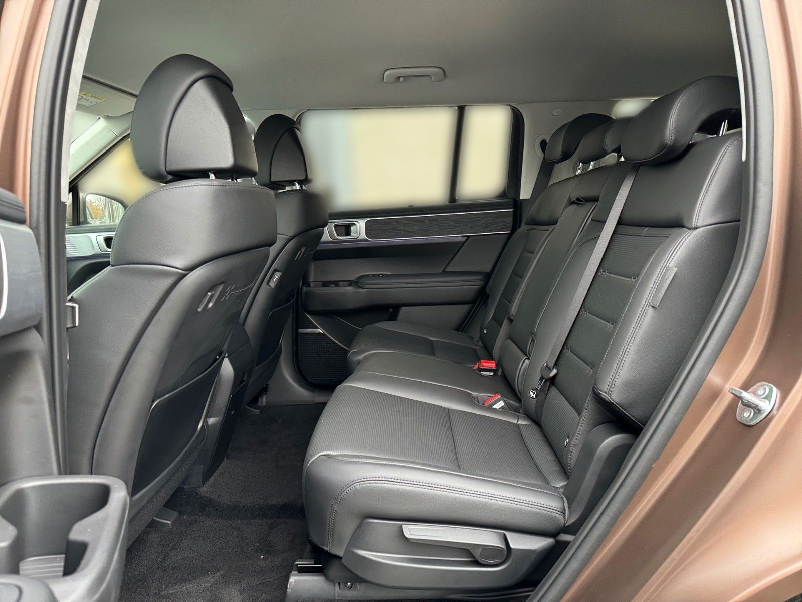 Hyundai Santa Fe 1.6 T-GDI PHEV 4WD Signature - Samsaru's Car Outlet