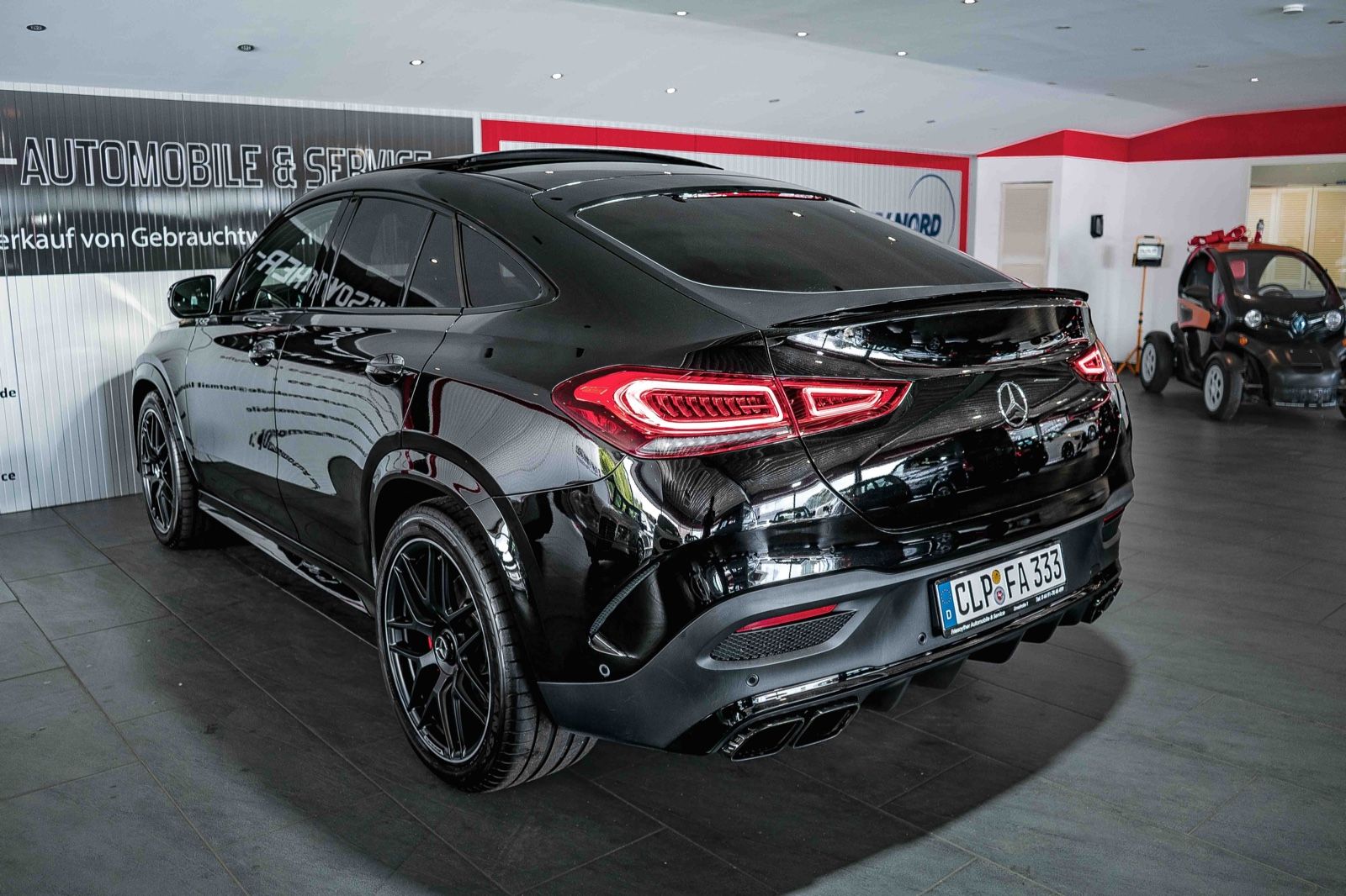 Mercedes-Benz GLE 63 S AMG 4M+ Coupe Panorama Carbon HUD Night