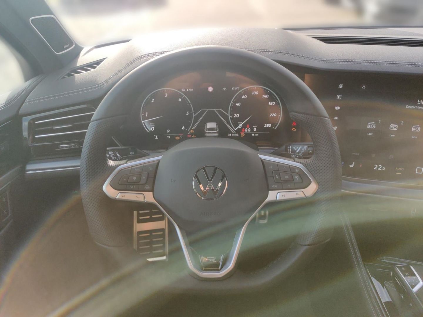 Volkswagen Touareg R-line 3.0 TDI, 5J.Garantie, AHK, Standh