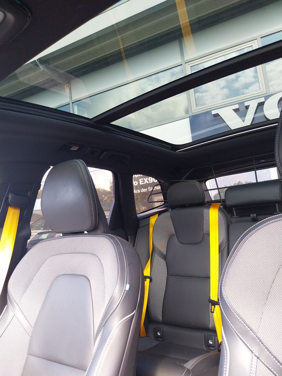 Volvo XC60 Polestar Engineered Recharge Plug-In Hybrid