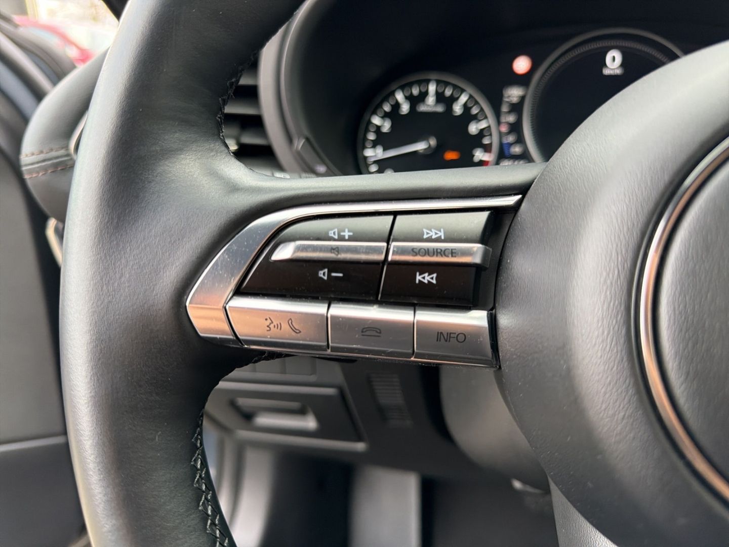 Mazda 3 Skyactiv-X 186 Selection HUD Navi Soundsystem