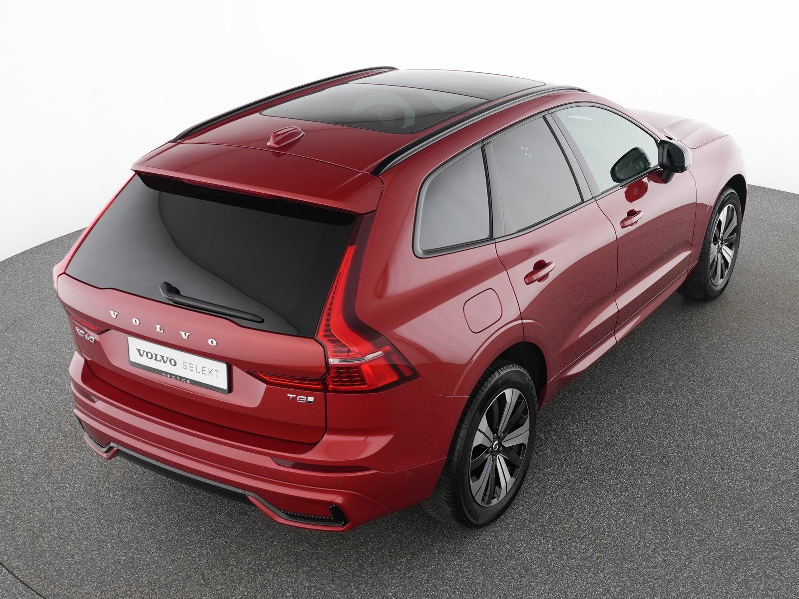 Volvo XC60 T8 Recharge AWD Geartronic Plus Dark