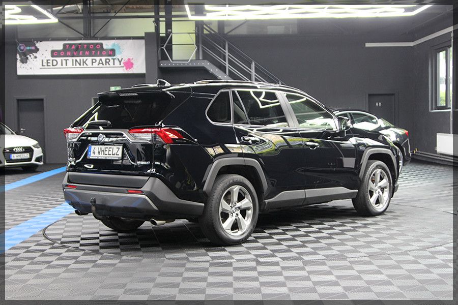 Toyota RAV 4 2.5 Hybrid Lounge AWD - Samsaru's Car Outlet