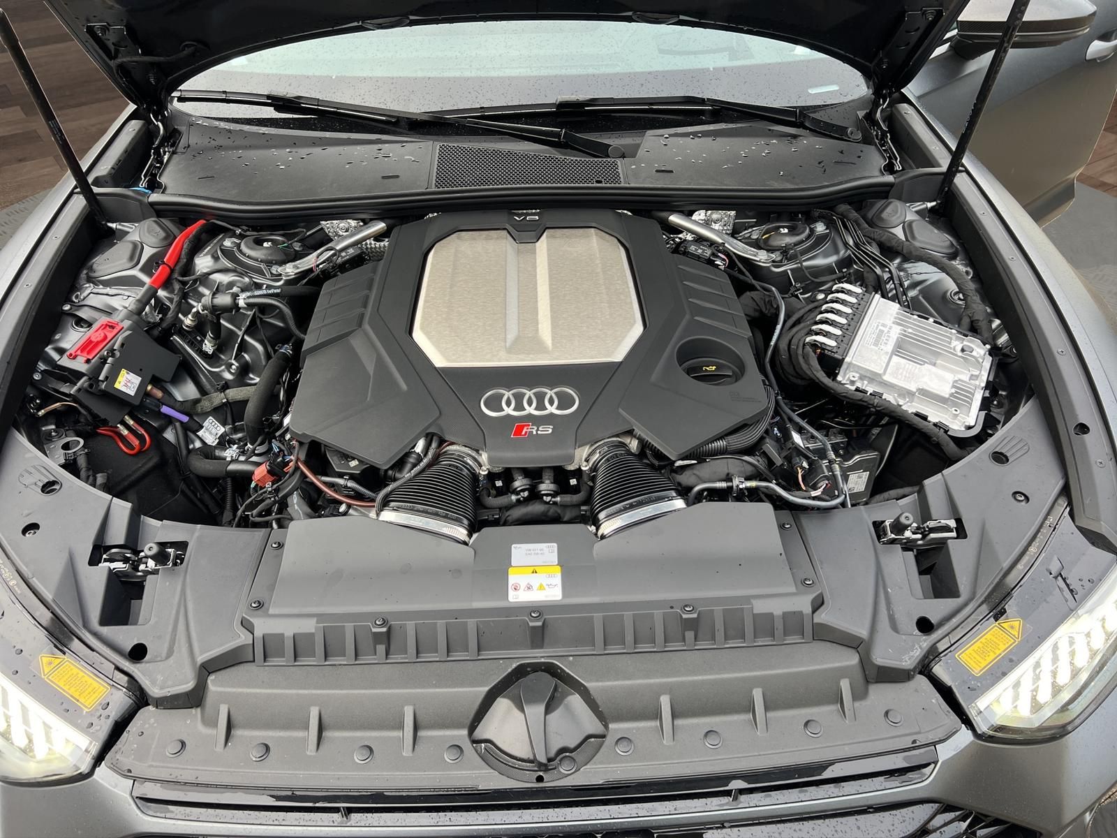 Audi RS6 4.0 V8 TFSI  Perfomance PANO MATRIX KERAMIK