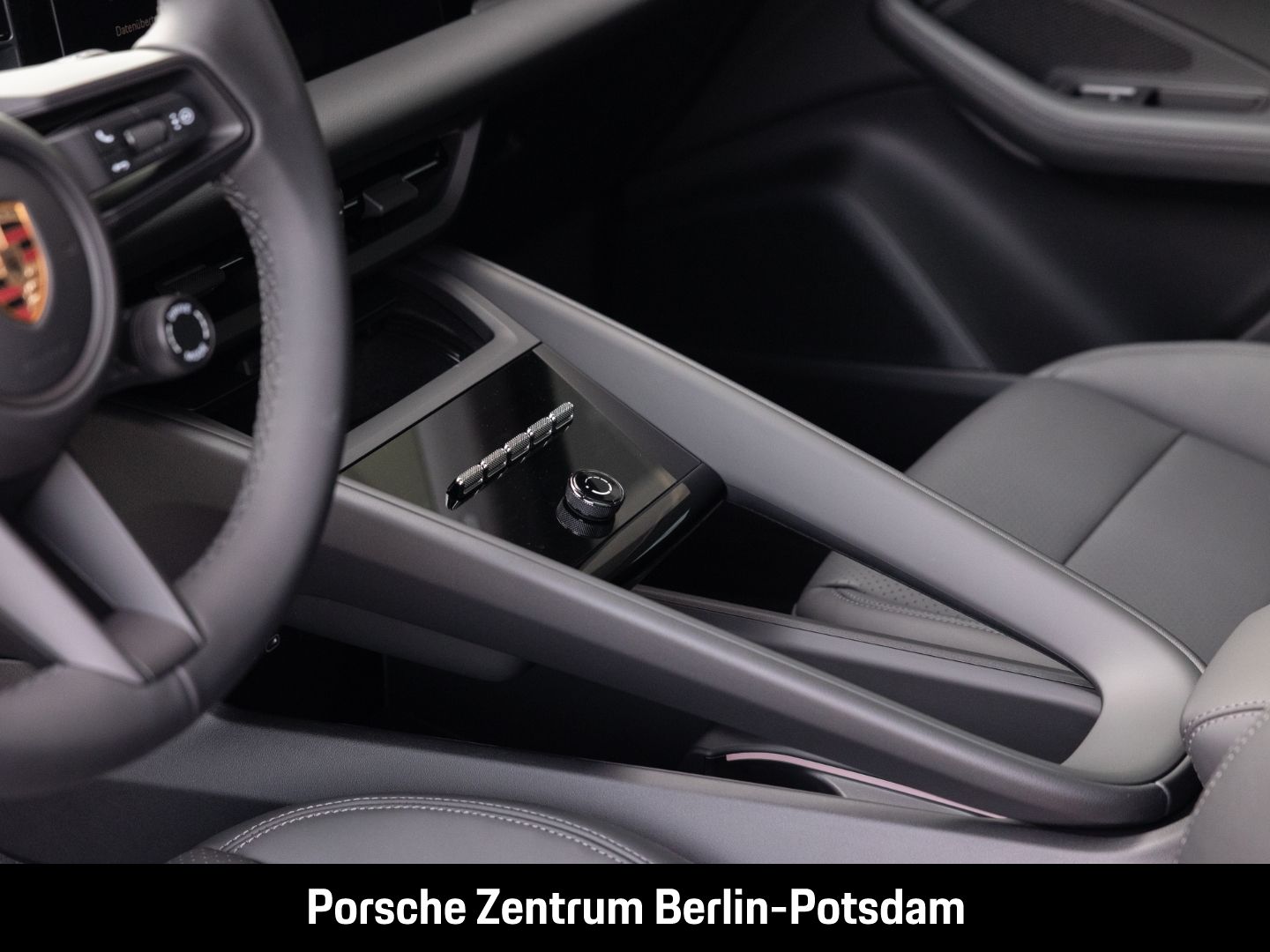 Porsche Macan - Samsaru's Car Outlet