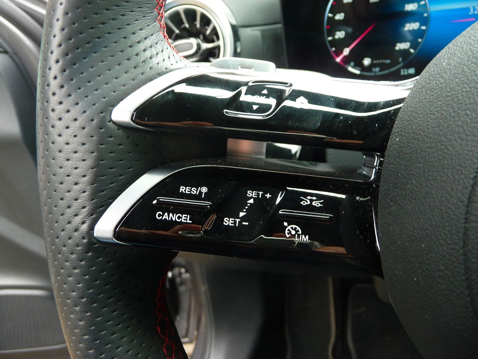 Mercedes-Benz A 180 AMG - Samsaru's Car Outlet