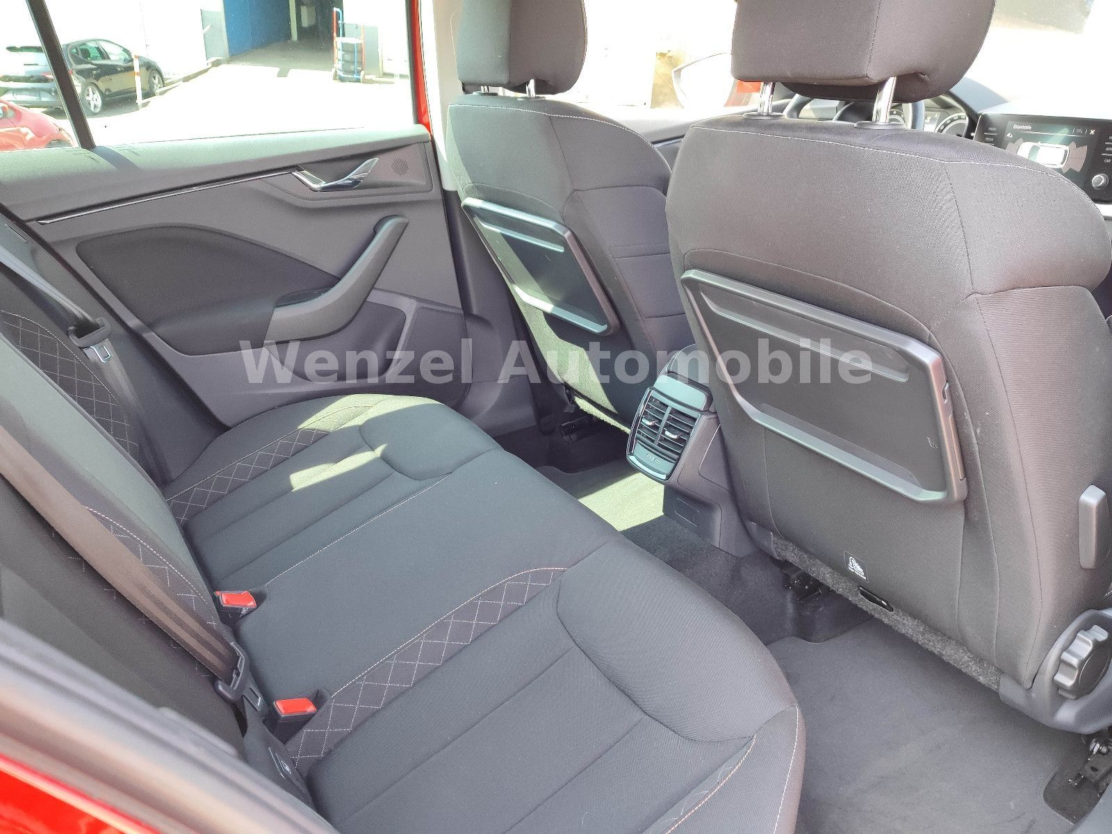 Skoda Kamiq - Samsaru's Car Outlet