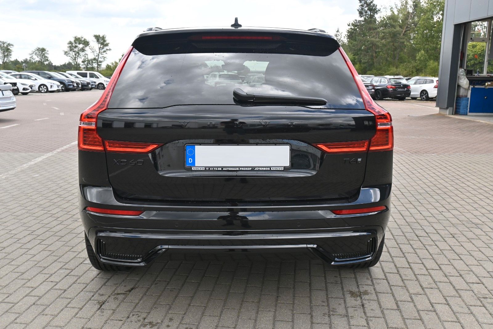 Volvo XC60 T6 RC AWD Plus Black Edition*360°*ACC*AHK