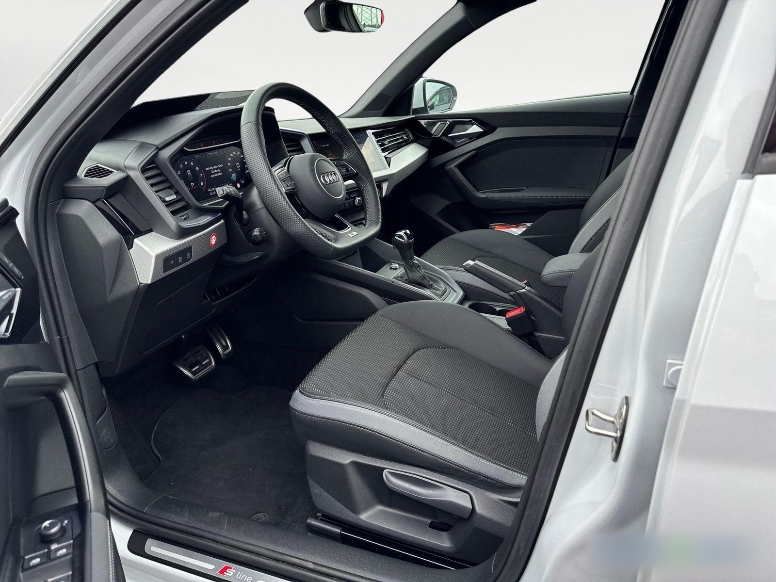 Audi A1 allstreet 35 TFSI - S line - Samsaru's Car Outlet