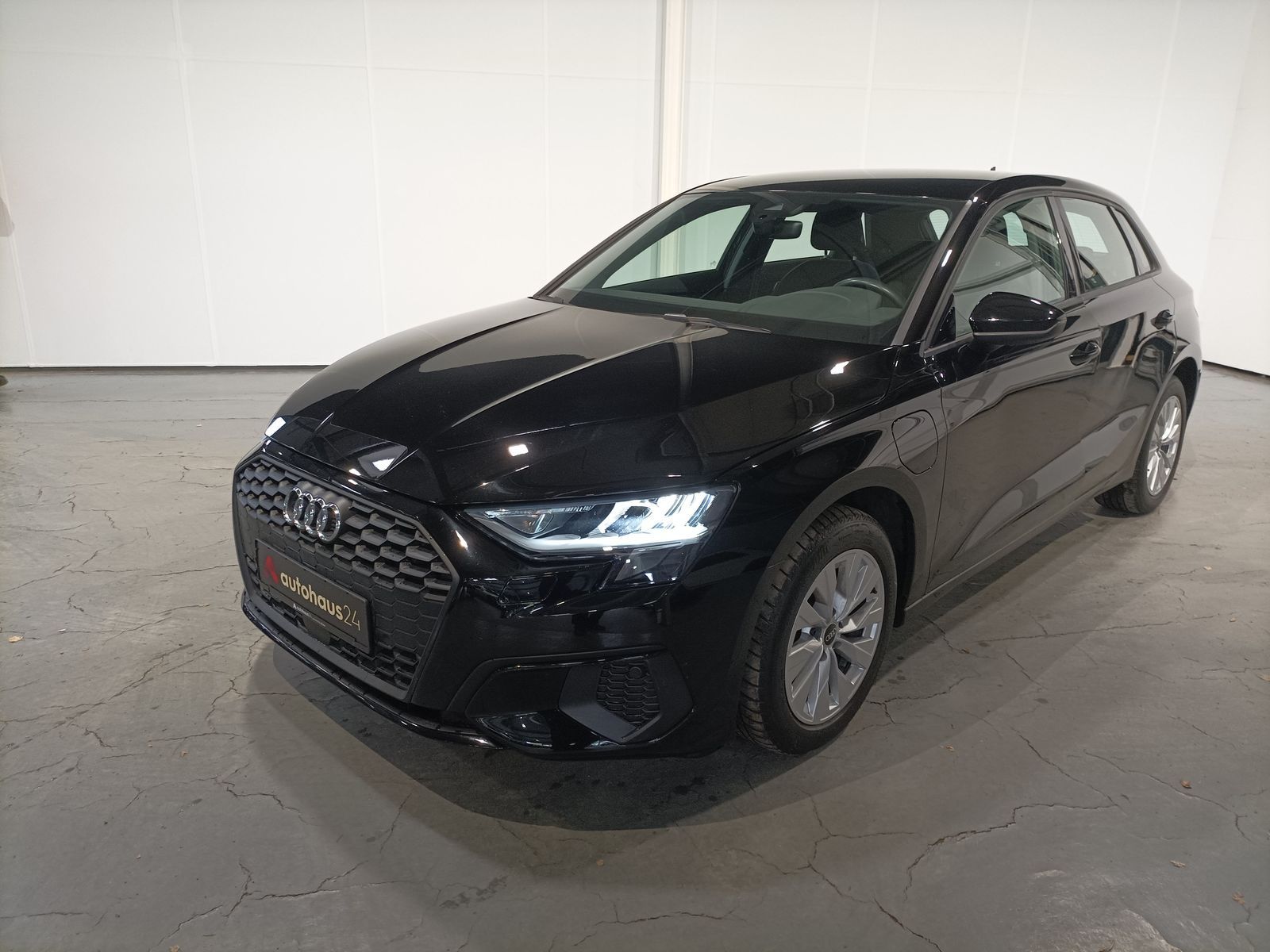 Audi A3 40 1.4 TFSI e-tron Navi|AHK|Klima|CarPlay