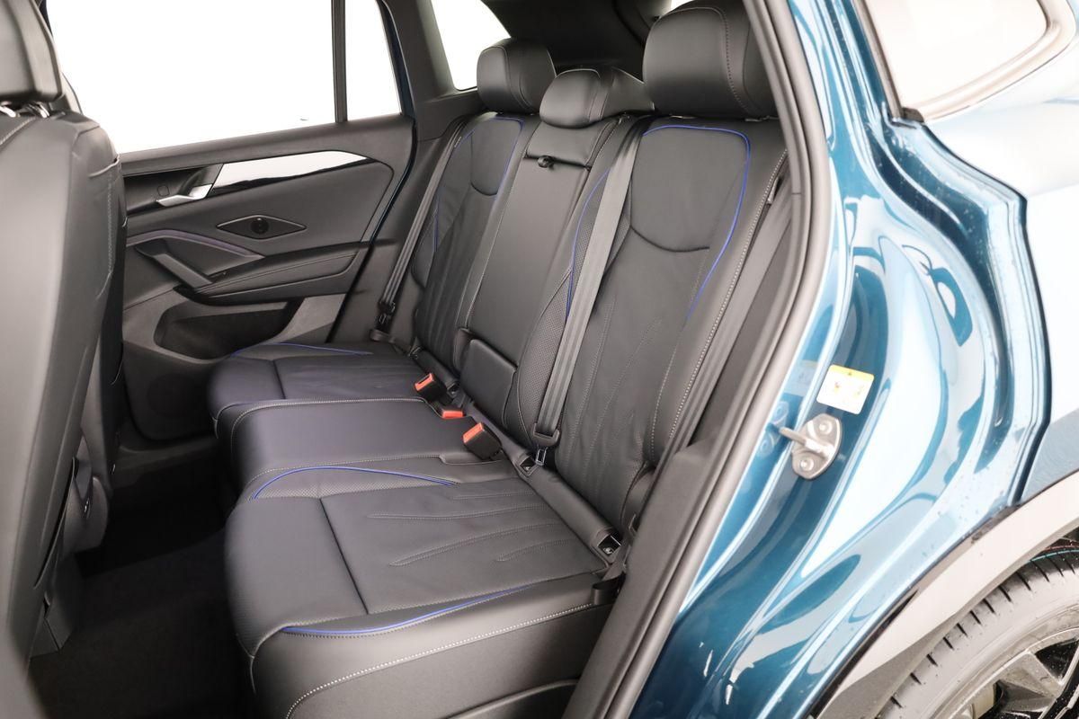 Volkswagen Tiguan TDI DSG 4M R-LINE Black, 20-Zoll, Pano, L
