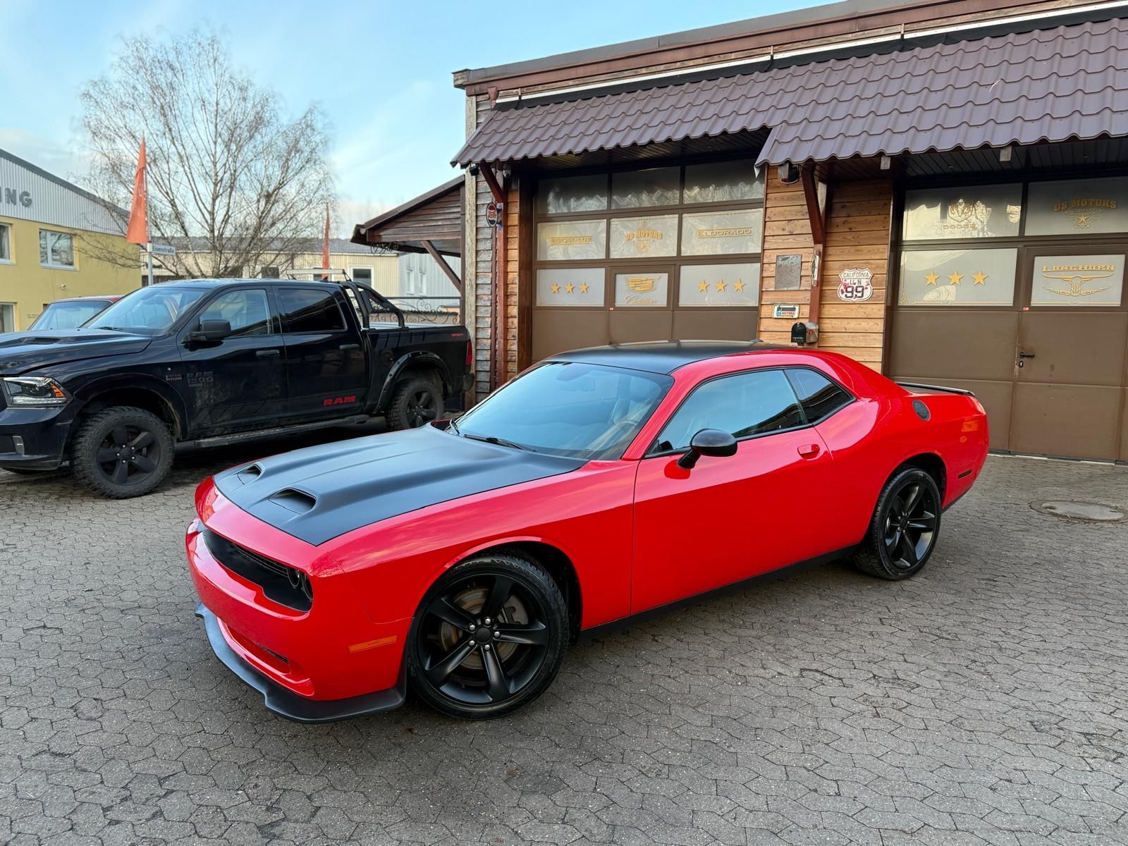 Dodge 5,7 V8*SRT KIT*LEDER*NAVI*KEYLESS*GARNTIE*SERVIC