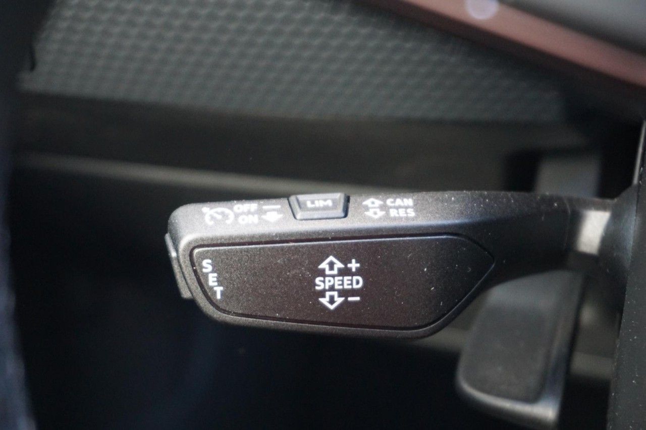 Audi A1 25 TFSI S-Tronic Plus Paket LED 17 ALU GRA