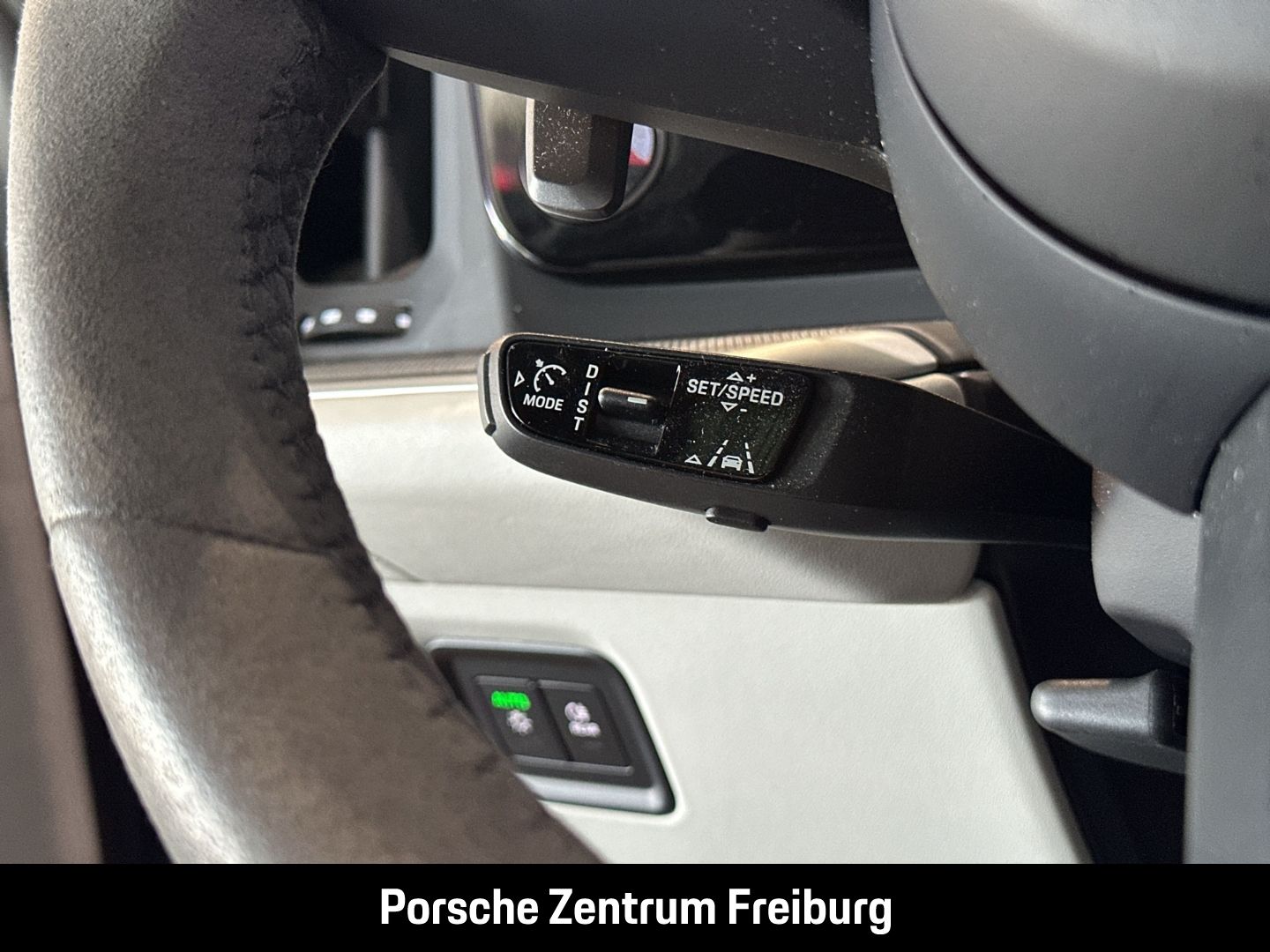 Porsche Cayenne E-Hybrid BOSE Luftfederung LED-Matrix