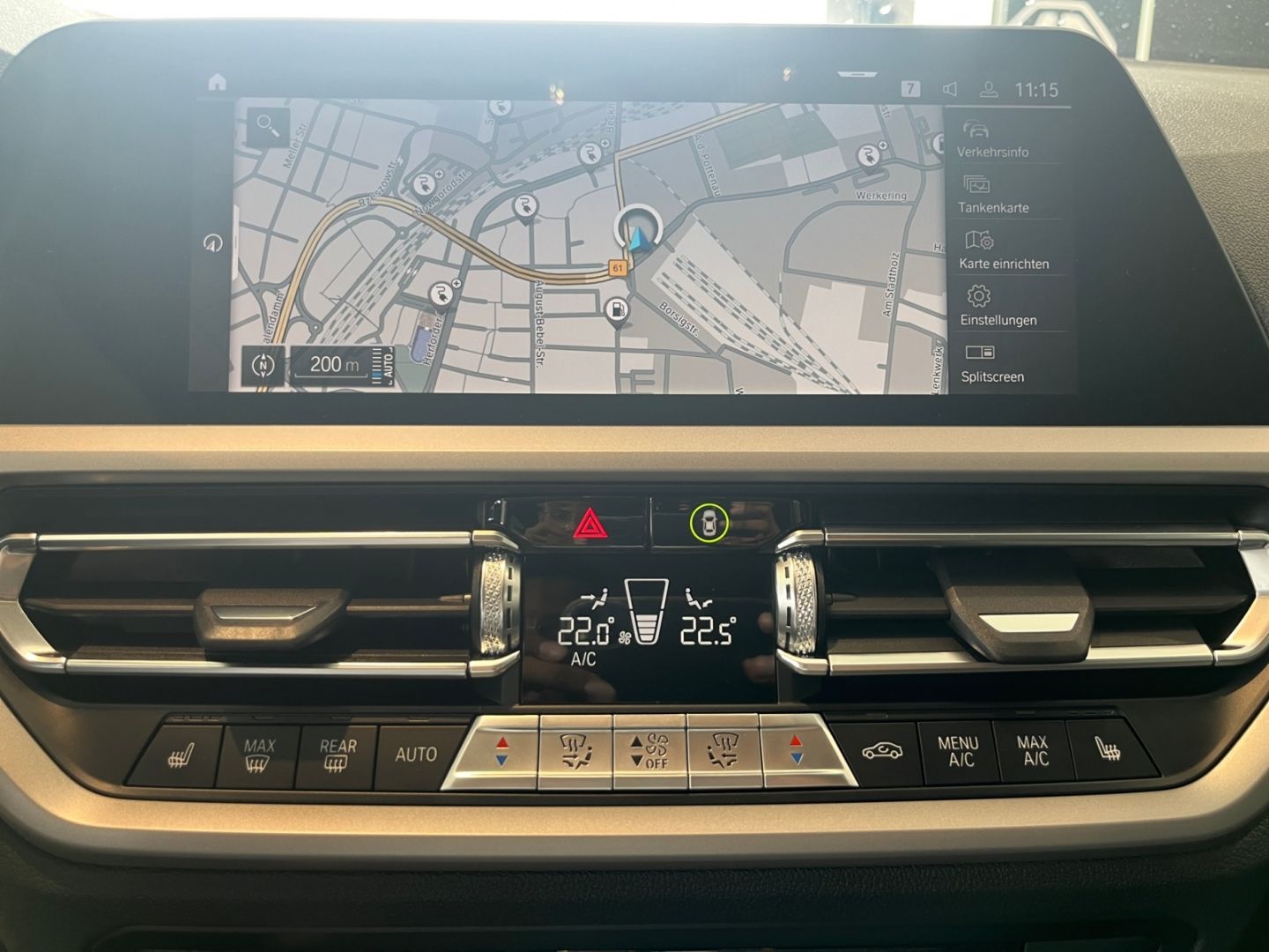BMW 330 e Advantage - Samsaru's Car Outlet