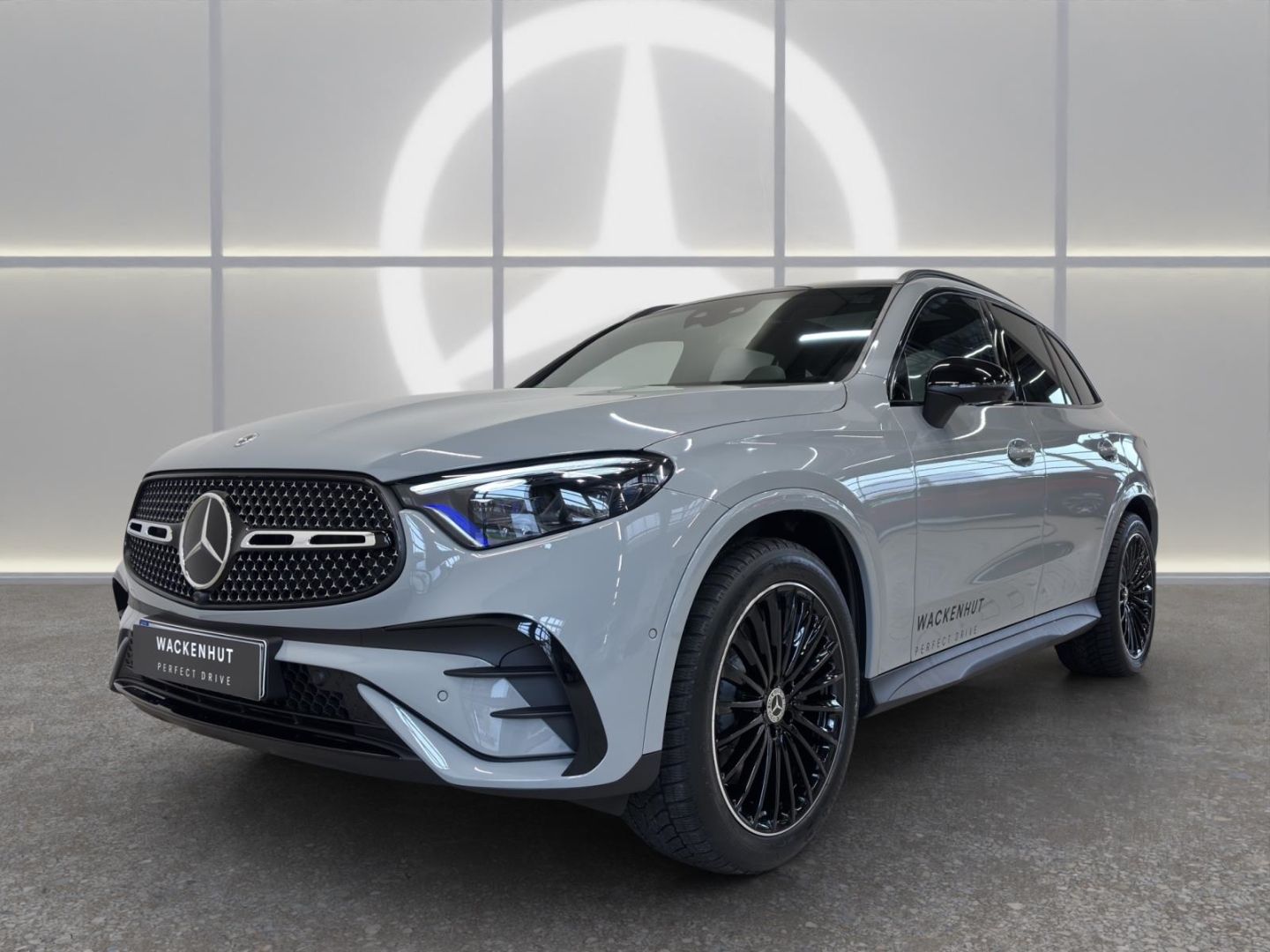 Mercedes-Benz GLC 300 d 4M AMG LINE ADVANCED PLUS AHK+PANO+360