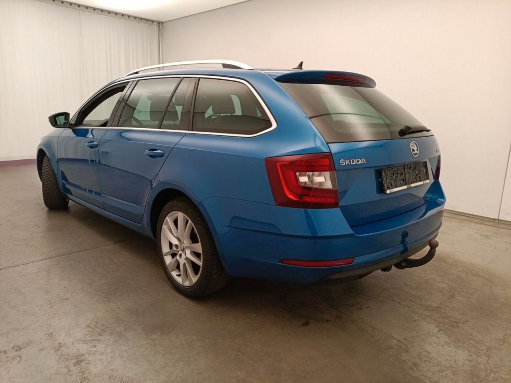 Skoda Octavia Combi Style 1.5TSI - Samsaru's Car Outlet