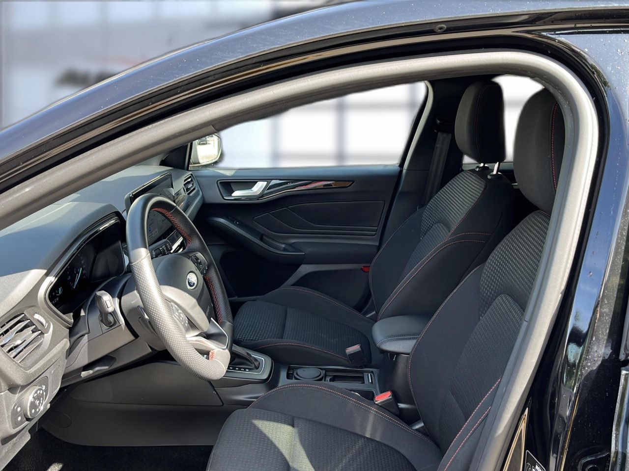 Ford Focus ST-Line Bluetooth Navi LED Klima