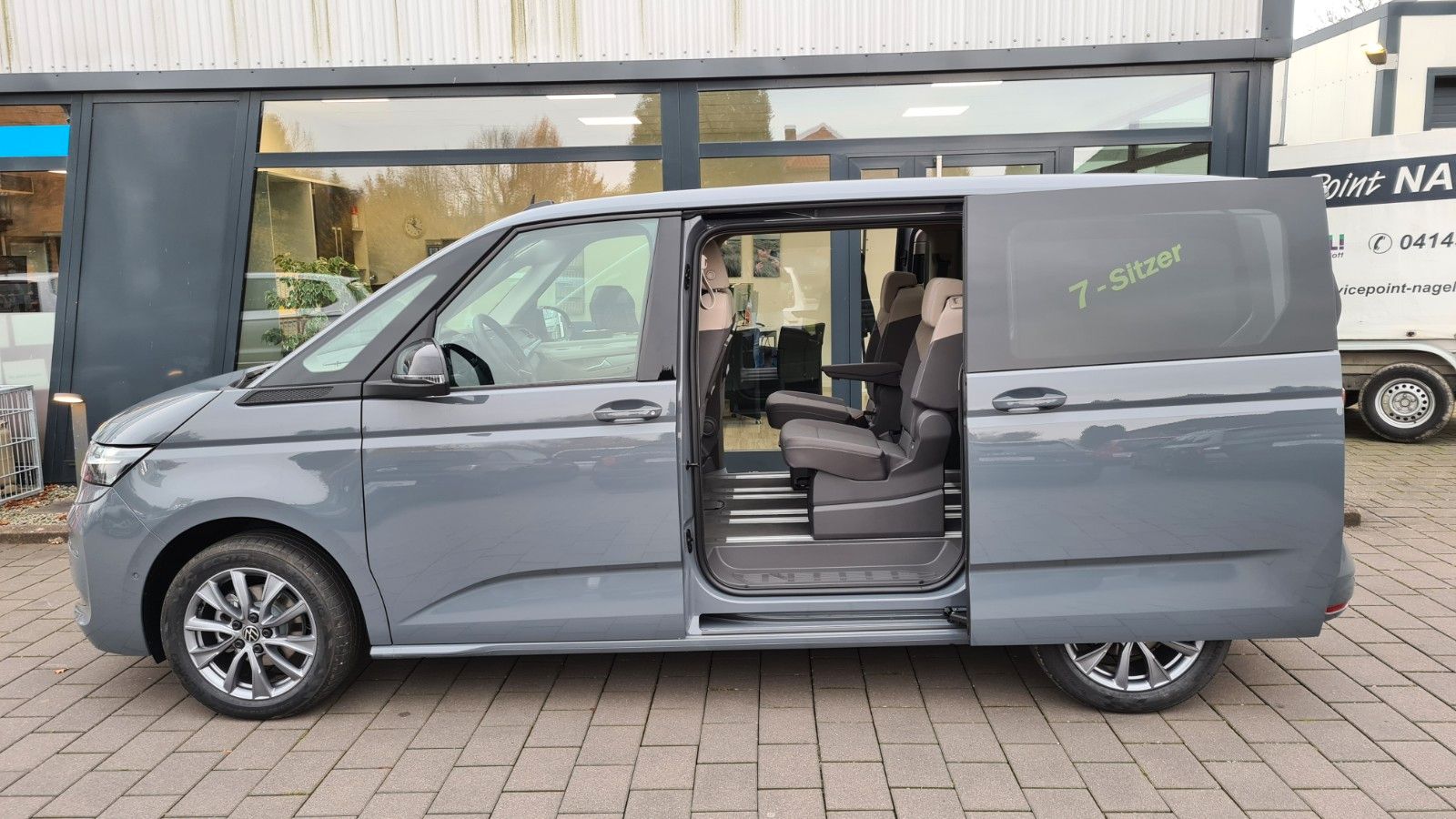 Volkswagen T7 Multivan Diesel - Samsaru's Car Outlet