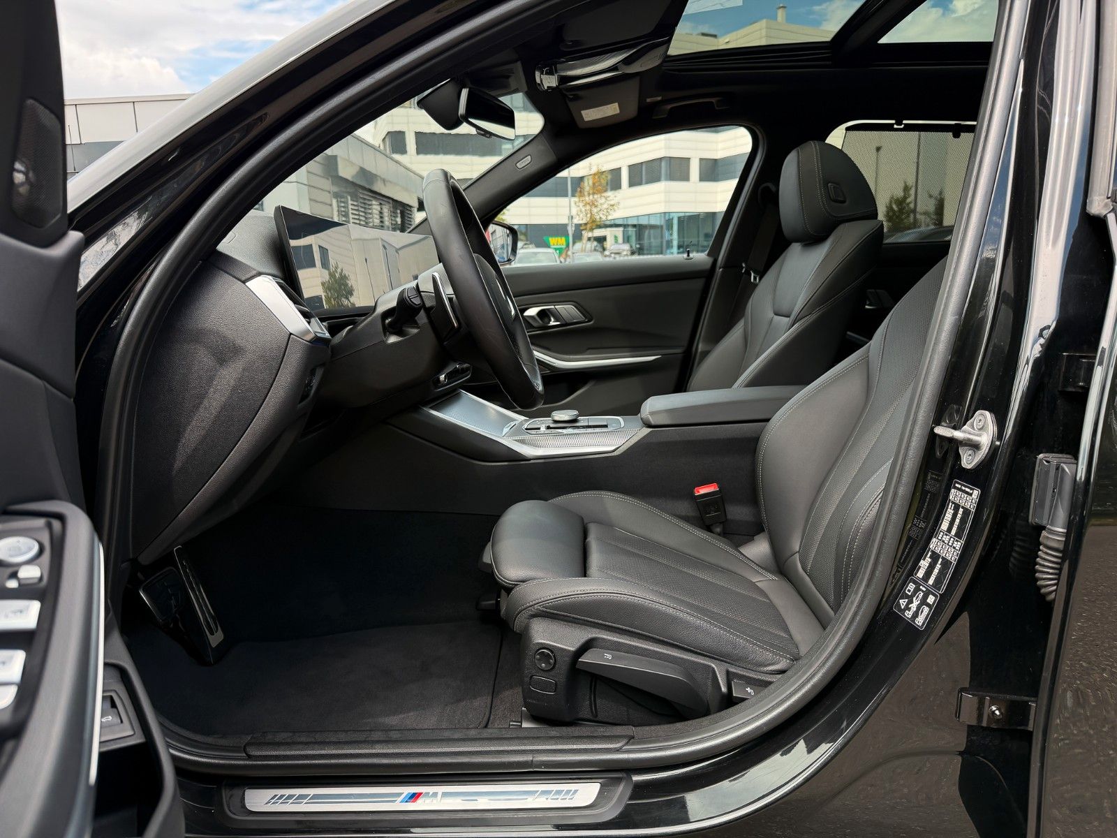 BMW 320d xD M Sport - Samsaru's Car Outlet