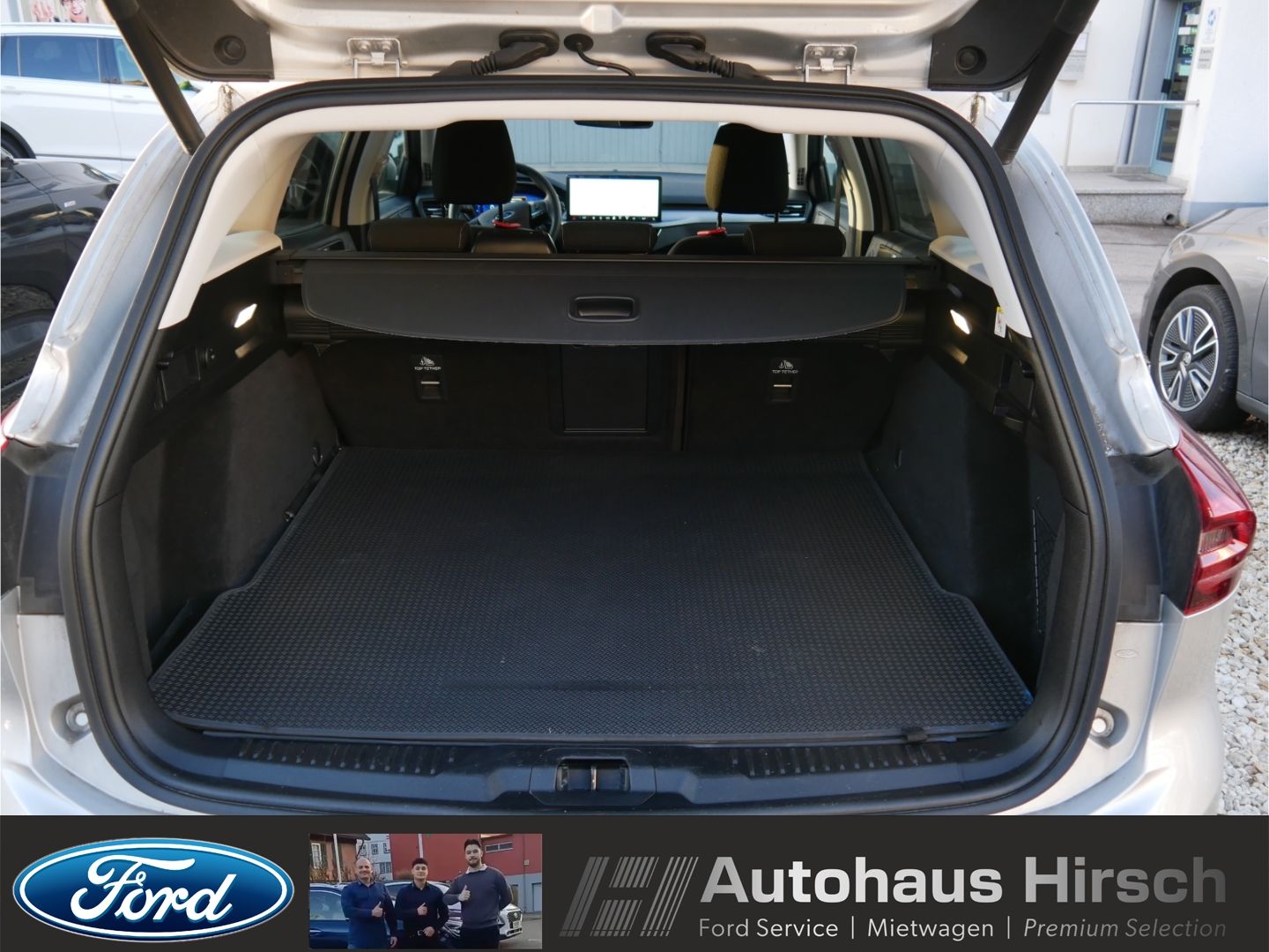 Ford Focus Turnier Titanium X AHK-klappbar Navi Dig.