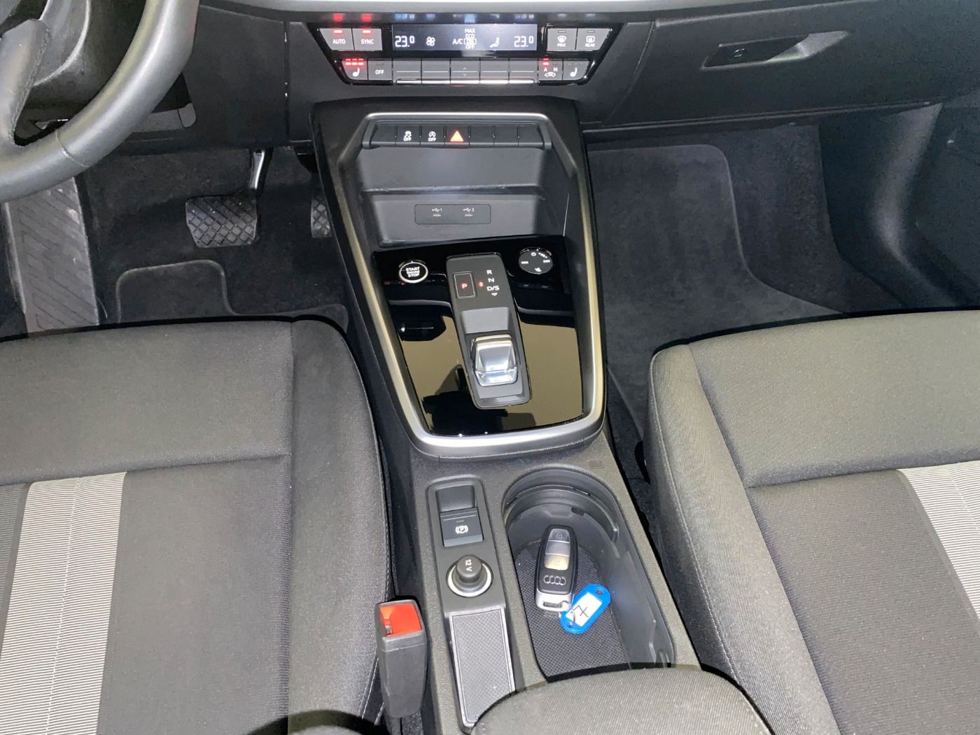 Audi A3 Sportback advanced (Navi.SHZ.GRA.Kamera.LED.D