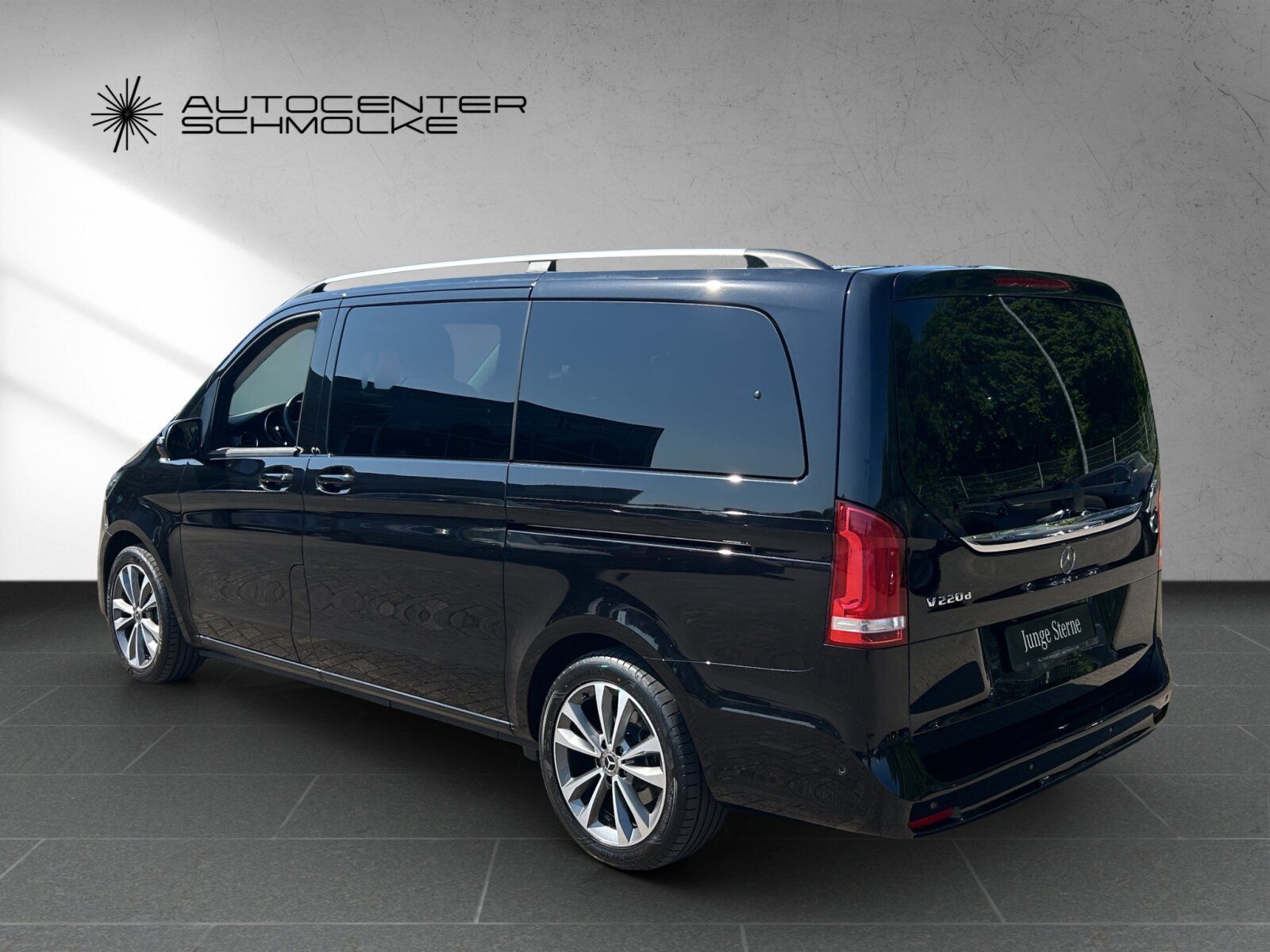 Mercedes-Benz V 220 d EDITION LANG - Samsaru's Car Outlet